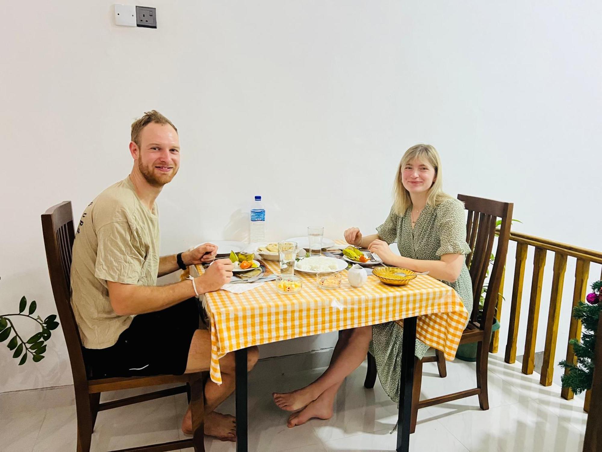 Heaven Breeze Hotel Kandy Bagian luar foto