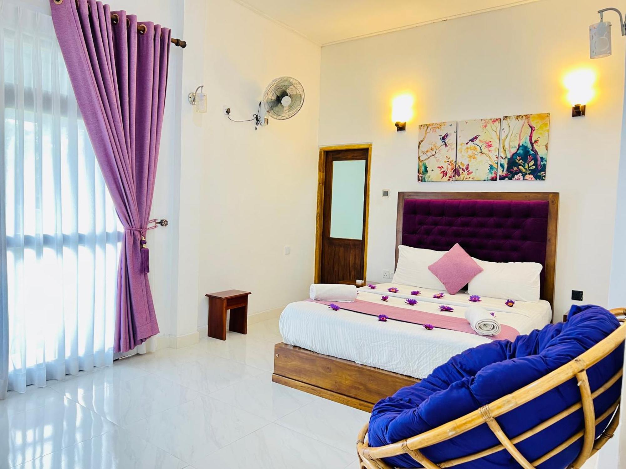 Heaven Breeze Hotel Kandy Bagian luar foto